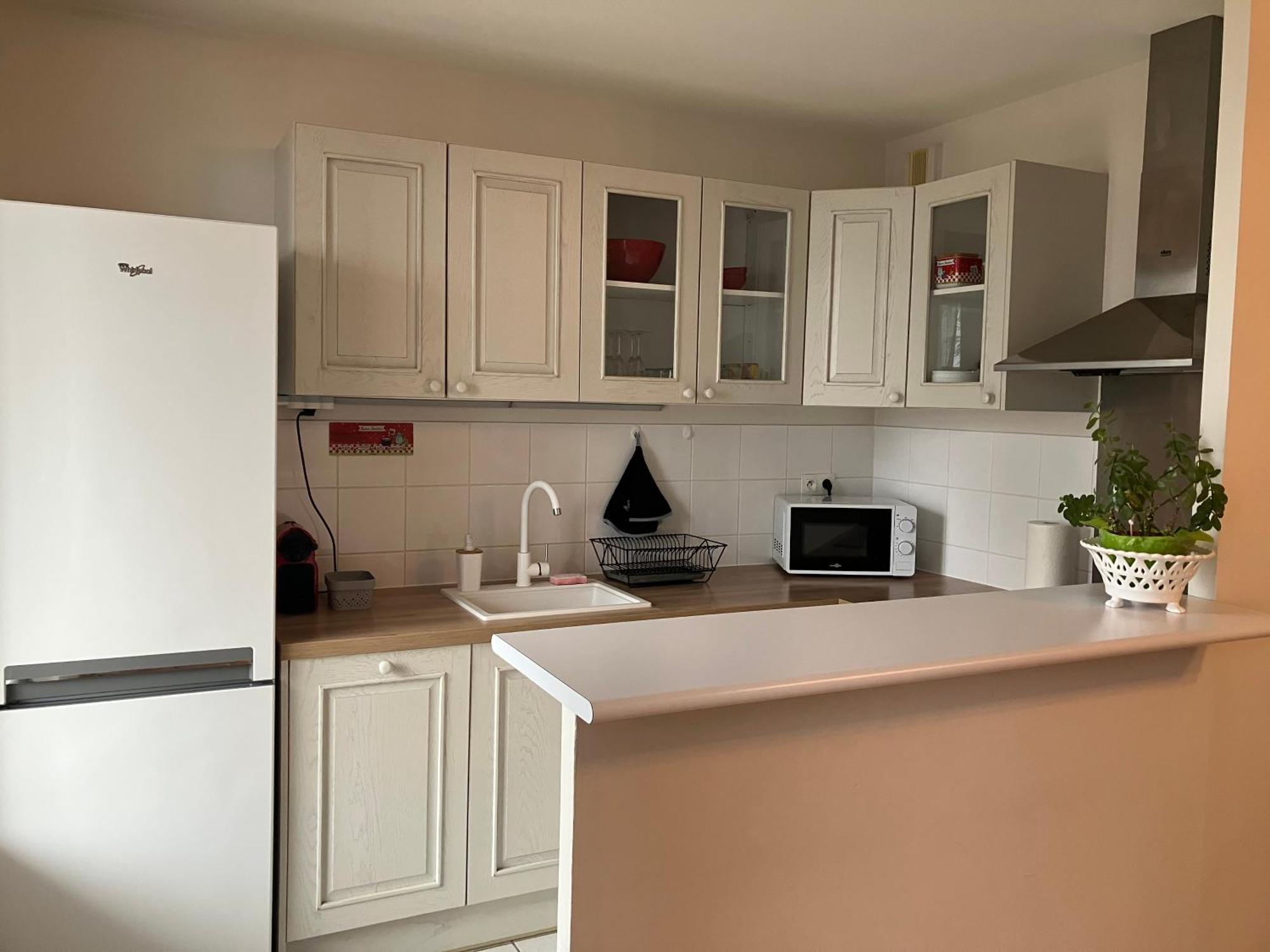 Appartement Avec Parking & Linge Inclus & Local Velos بلْوا المظهر الخارجي الصورة